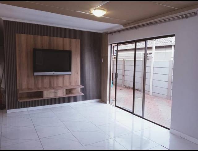 4 BEDROOM PROPERTY TO RENT IN ALBERTSDAL